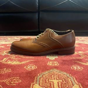 Nice shoes that you can wear with everything.